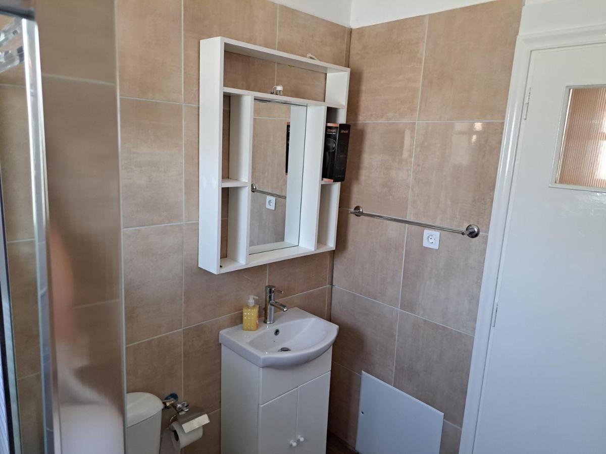 Blue Moon Apartment أيّا إفيميا المظهر الخارجي الصورة